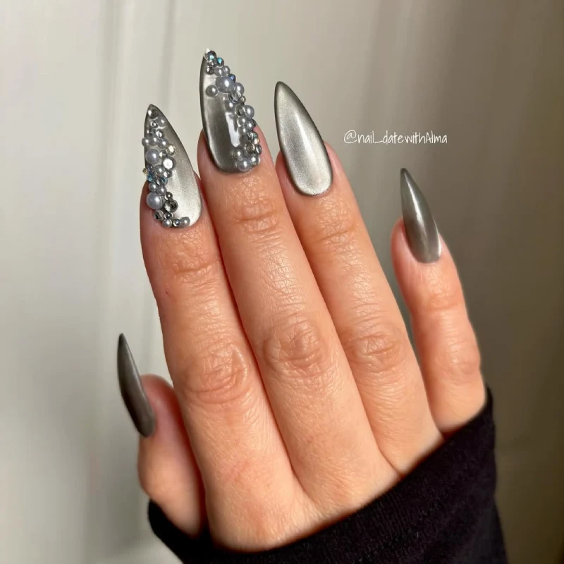 Silver Nails